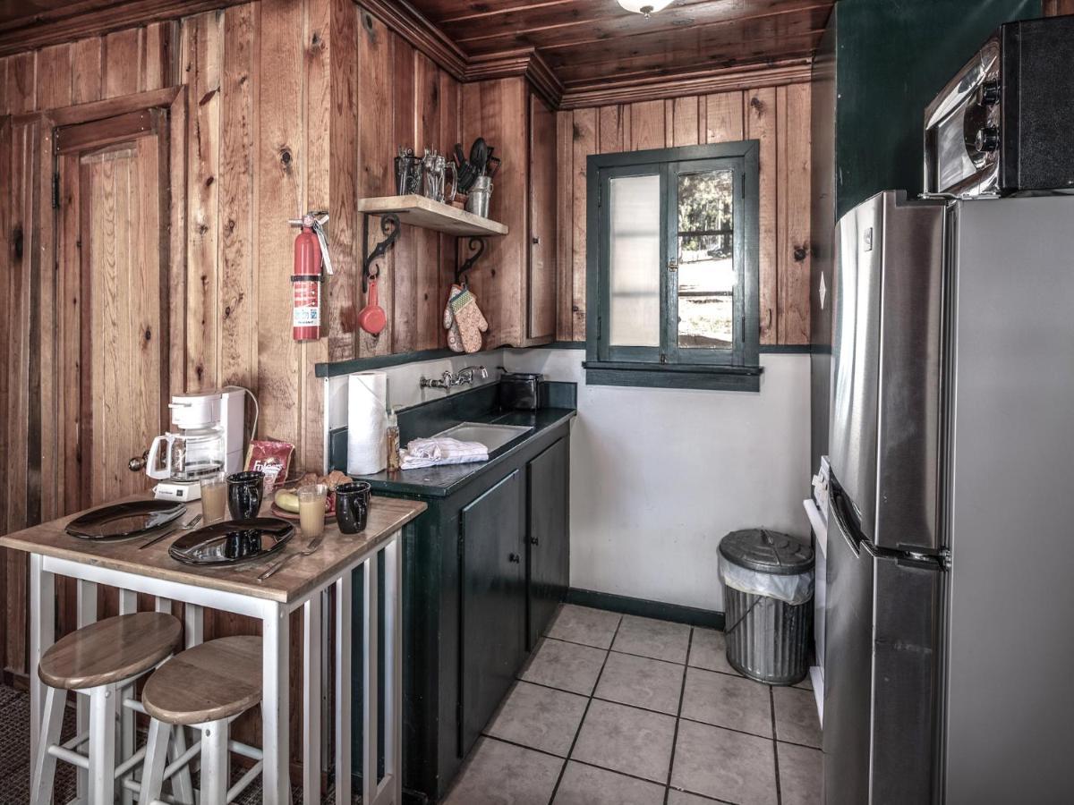 Perfect Cabin, 2 Bedrooms, Fireplace, Midtown, Sleeps 5 رويدوسو، نيومكسيكو المظهر الخارجي الصورة